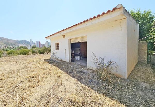 Продаётся загородный участок в Finca rústica en Camino Azagador de Soria, Zona Rincón Alto, Benidorm , Бенидорм thumbnail 1