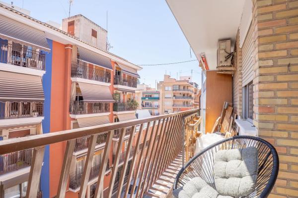 Продажа квартиры на Piso en Calle Colón, Centro Urbano, La Villajoyosa / Vila Joiosa, Ла Виллахойоса / Вила Хойоса
thumbnail 3