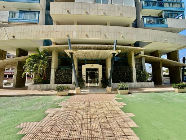 Venta de piso en Piso en Calle Kennedy, Pueblo Levante, Benidorm, Benidorm
 photo 2