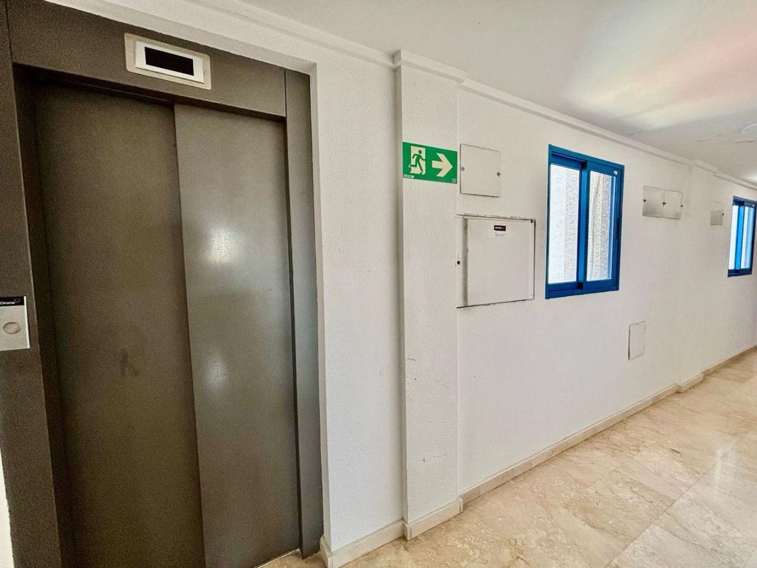 Sale of apartment in Piso en Calle Kennedy, Pueblo Levante, Benidorm, Benidorm
 photo 3