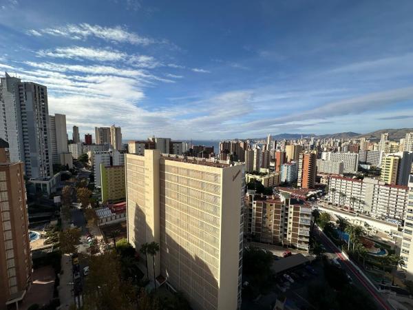 Venta de piso en Piso en Zona Sierra Helada, Benidorm, Benidorm
 photo 1