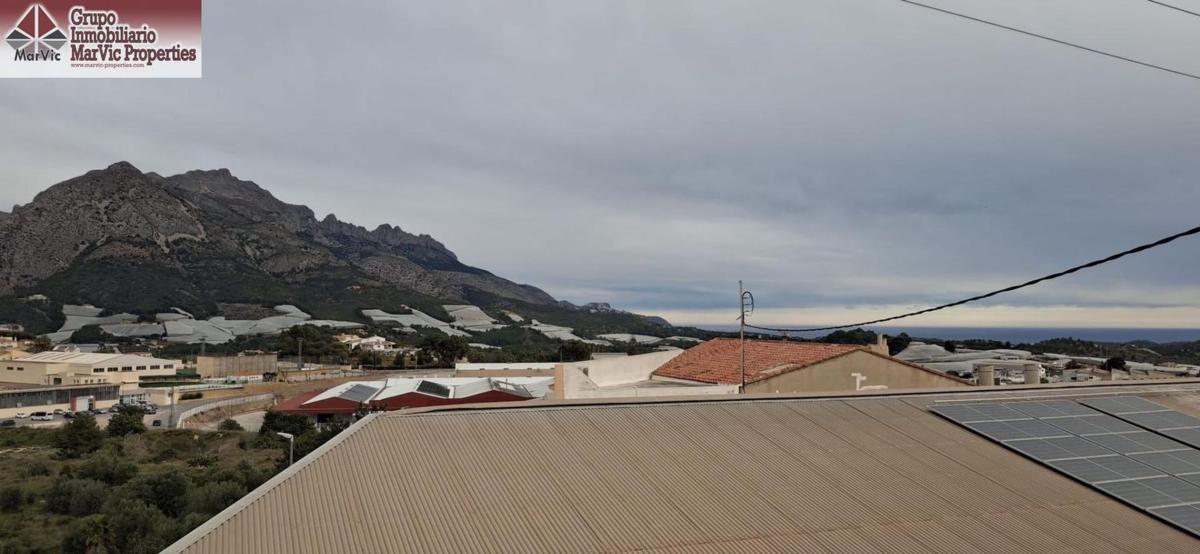 Propiedades en venta y alquiler en España photo 1