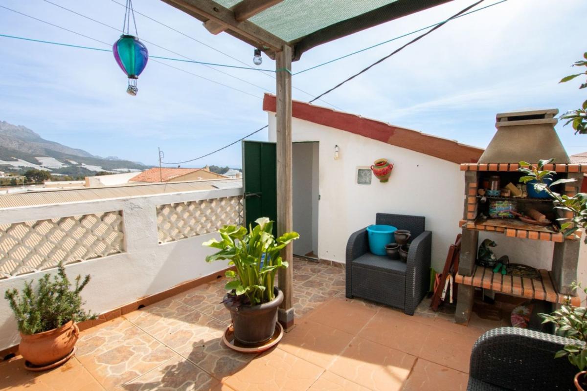 Sprzedaż niezależnego domku jednorodzinnego w Casa o chalet en Callosa d'En Sarria, Callosa d'En Sarria photo 2