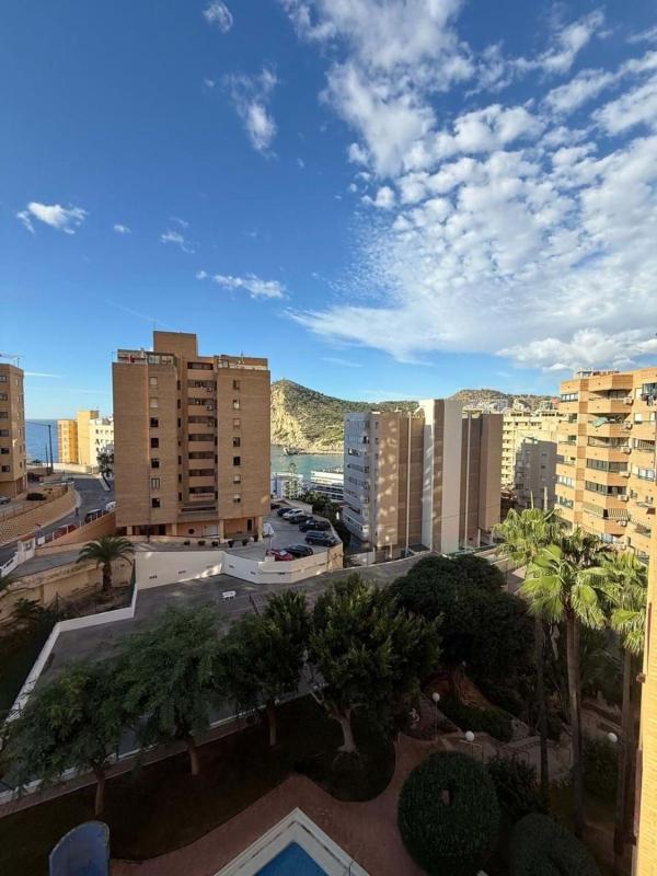 Venta de piso en Playa de Poniente, Benidorm
photo 1