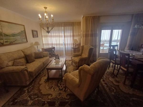 Продажа квартиры на Piso en Constitucion, Centro Urbano, La Villajoyosa / Vila Joiosa, Ла Виллахойоса / Вила Хойоса
thumbnail 2