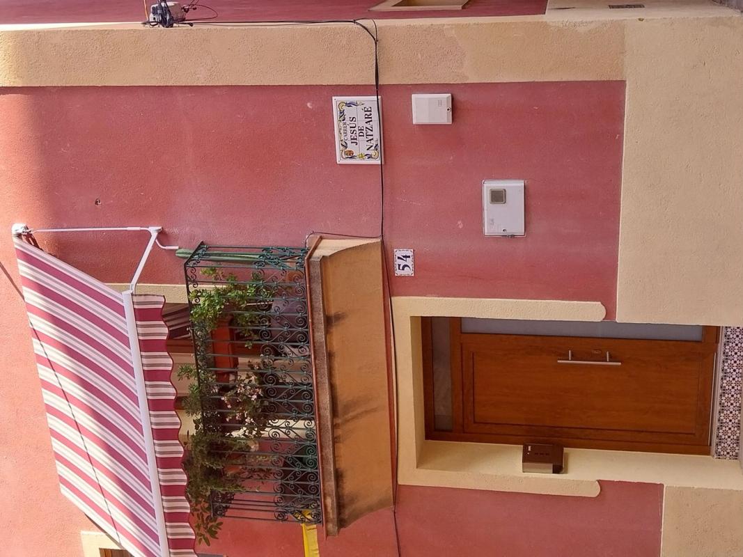 Propiedades en venta y alquiler en España photo 1