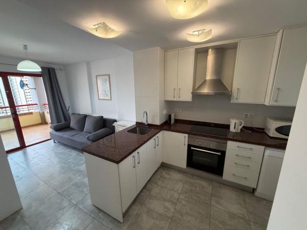 Venta de piso en Piso en Avenida Juan Fuster Zaragoza, Zona Rincón Bajo, Benidorm, Benidorm
thumbnail 2