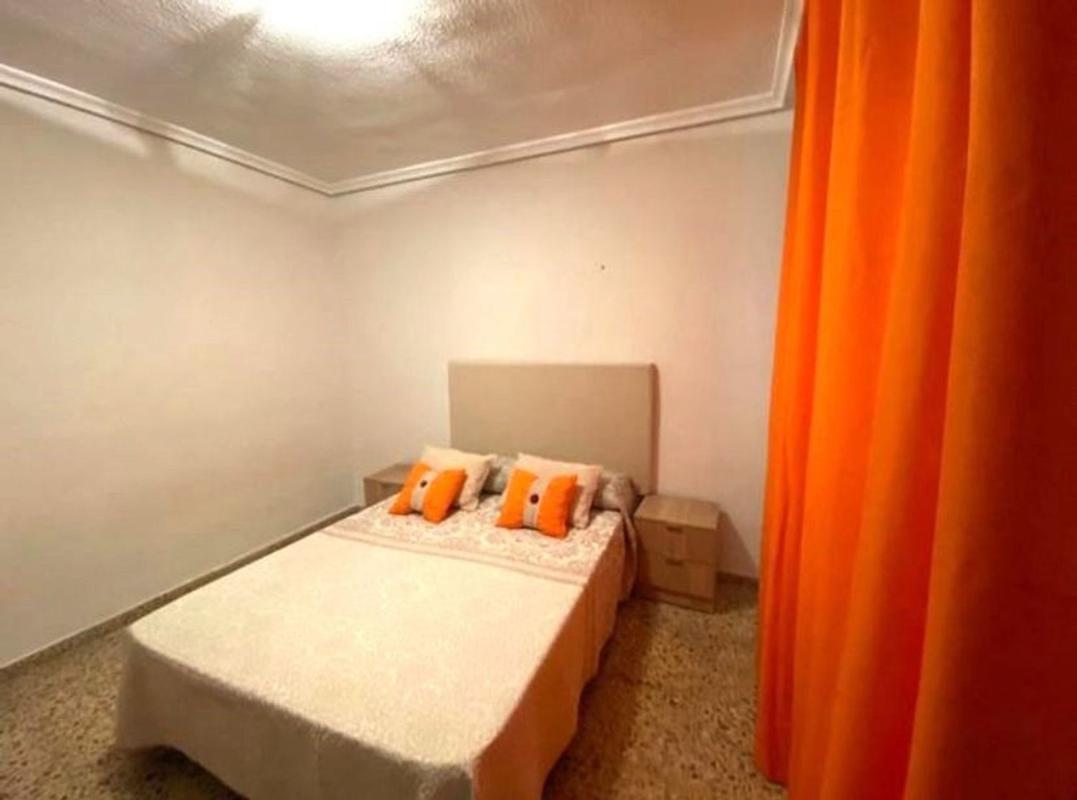 Продажа квартиры на Piso en Calle de Tomàs Ortuño, Centro Urbano, Benidorm, Бенидорм
photo 1