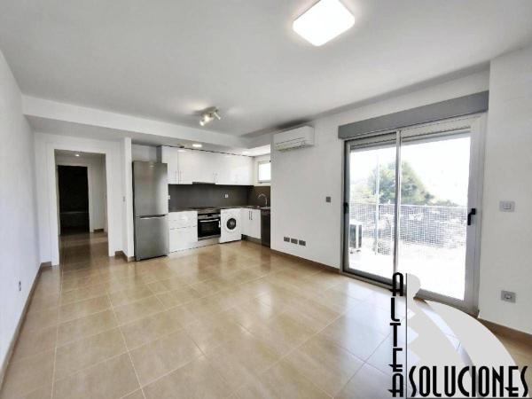 Sale of flat in Piso en Avinguda Corts Valencianes, Altea Pueblo, Altea, Altea
thumbnail 2