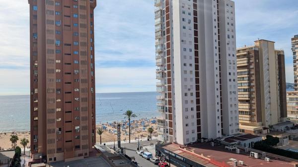 Sprzedaż mieszkania w Piso en Playa de Levante, Benidorm, Benidorm
photo 1