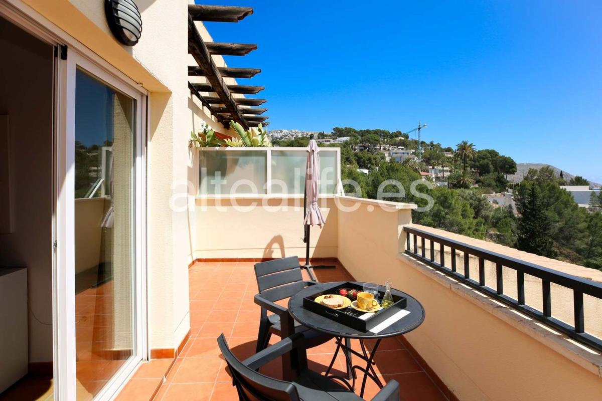 Sale of apartment in Piso en Calle Isla de Altea, Zona de Mascarat, Altea, Altea
photo 5