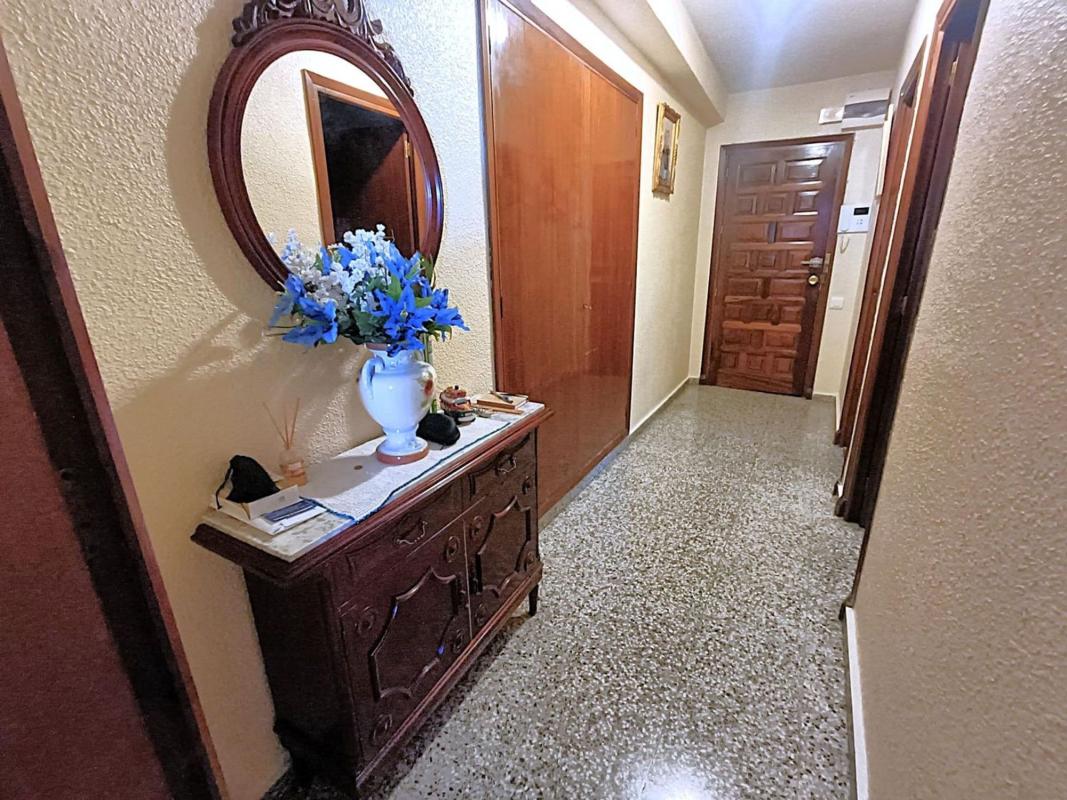 Sprzedaż mieszkania w Piso en Centro Urbano, Benidorm, Benidorm
photo 1