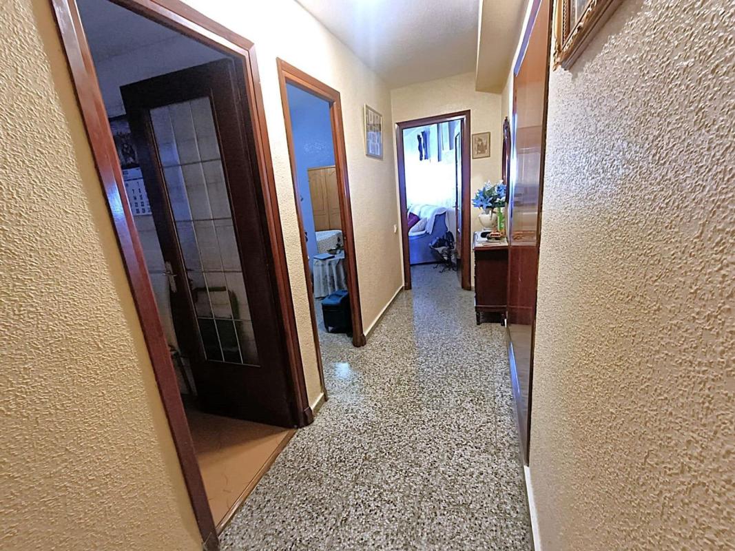 Sprzedaż mieszkania w Piso en Centro Urbano, Benidorm, Benidorm
photo 2