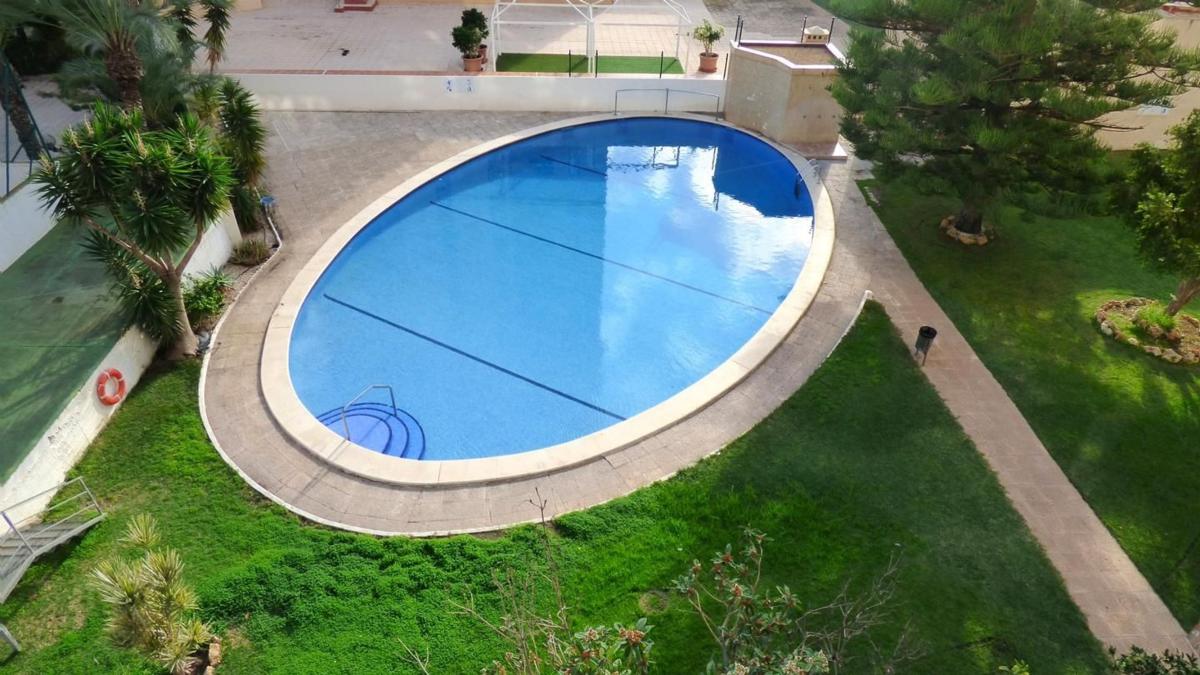 Venta de piso en Piso en Calle Kennedy, Pueblo Levante, Benidorm, Benidorm
photo 3