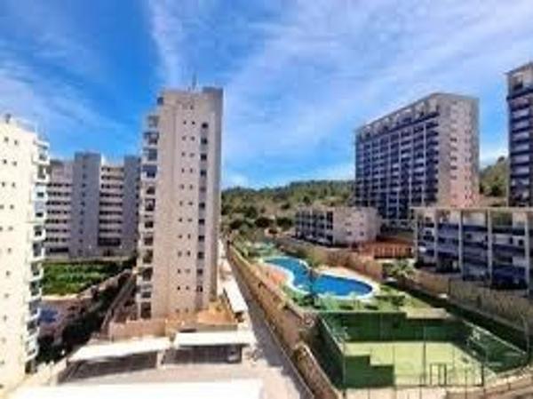 Продажа квартиры на Piso en Calle Ponent, Las Azaleas - Alkadir, La Villajoyosa / Vila Joiosa, Ла Виллахойоса / Вила Хойоса
thumbnail 3
