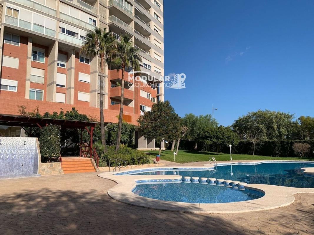 Sprzedaż mieszkania w Piso en Avenida del Municipi, 8, Pueblo Levante, Benidorm, Benidorm
photo 1