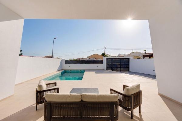 Casa o chalet independiente en Los Balcones - Los Altos del Edén, Torrevieja photo 1
