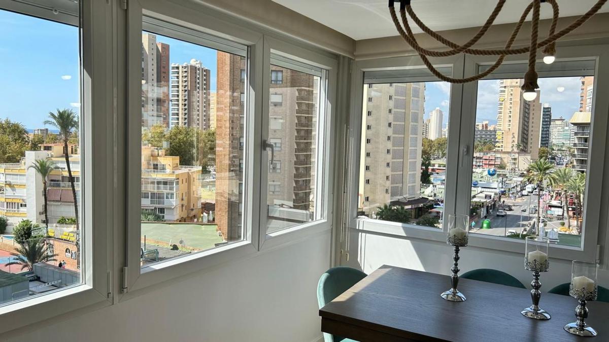 Venta de piso en Piso en Calle Gerona, Playa de Levante, Benidorm, Benidorm
photo 3