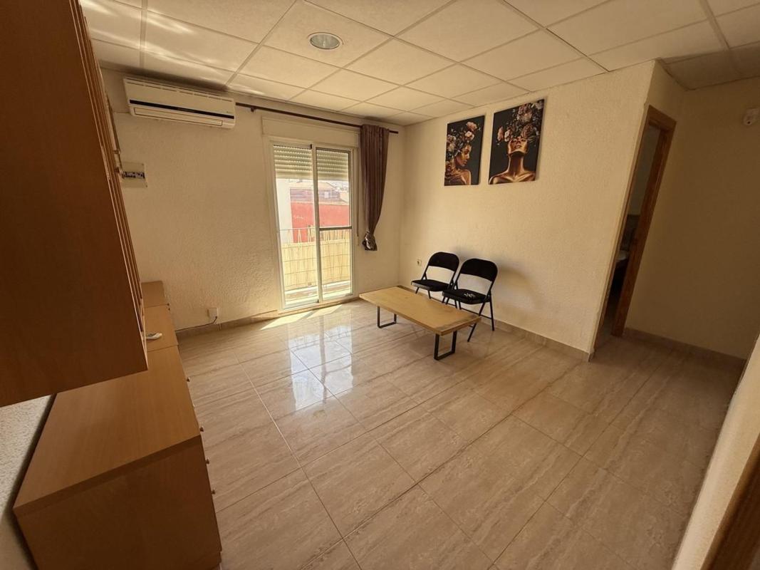 Venta de piso en Piso en Calle Virgen de la Soledad, Plaza Castelar - Mercado Central, Elda, Elda
photo 3