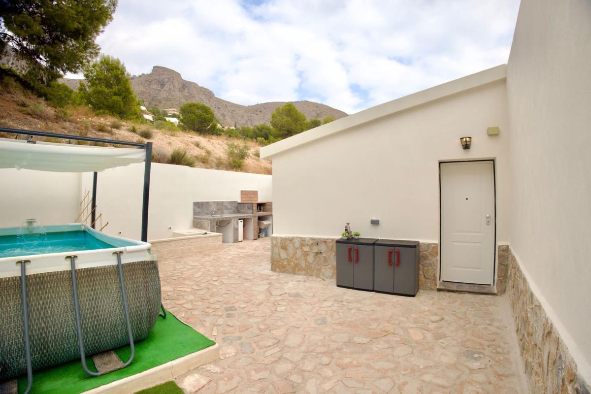 Propiedades en venta y alquiler en España photo 2