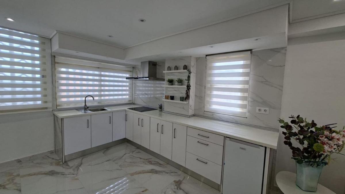 Venta de piso en Piso en Avenida Juan Fuster Zaragoza, 13, Zona Rincón Bajo, Benidorm, Benidorm
photo 3