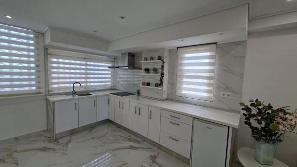 Venta de piso en Piso en Avenida Juan Fuster Zaragoza, 13, Zona Rincón Bajo, Benidorm, Benidorm
thumbnail 3