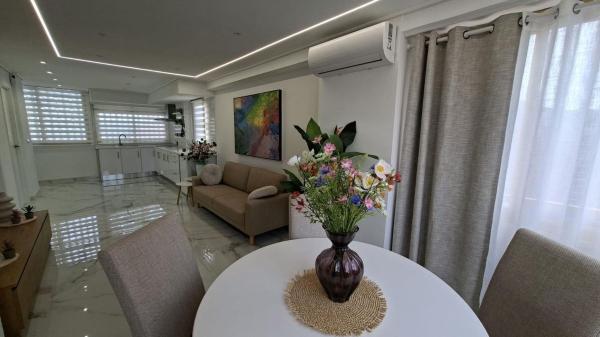 Venta de piso en Piso en Avenida Juan Fuster Zaragoza, 13, Zona Rincón Bajo, Benidorm, Benidorm
 photo 4