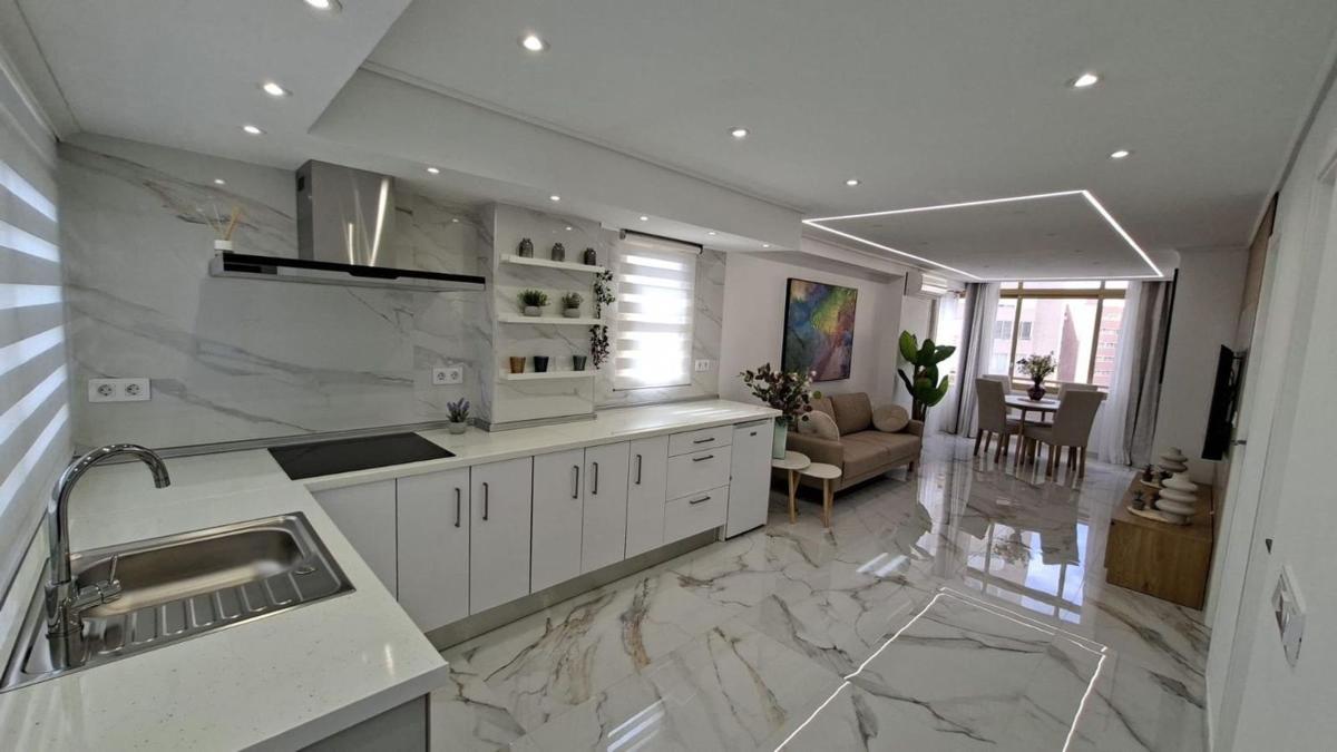 Venta de piso en Piso en Avenida Juan Fuster Zaragoza, 13, Zona Rincón Bajo, Benidorm, Benidorm
photo 5