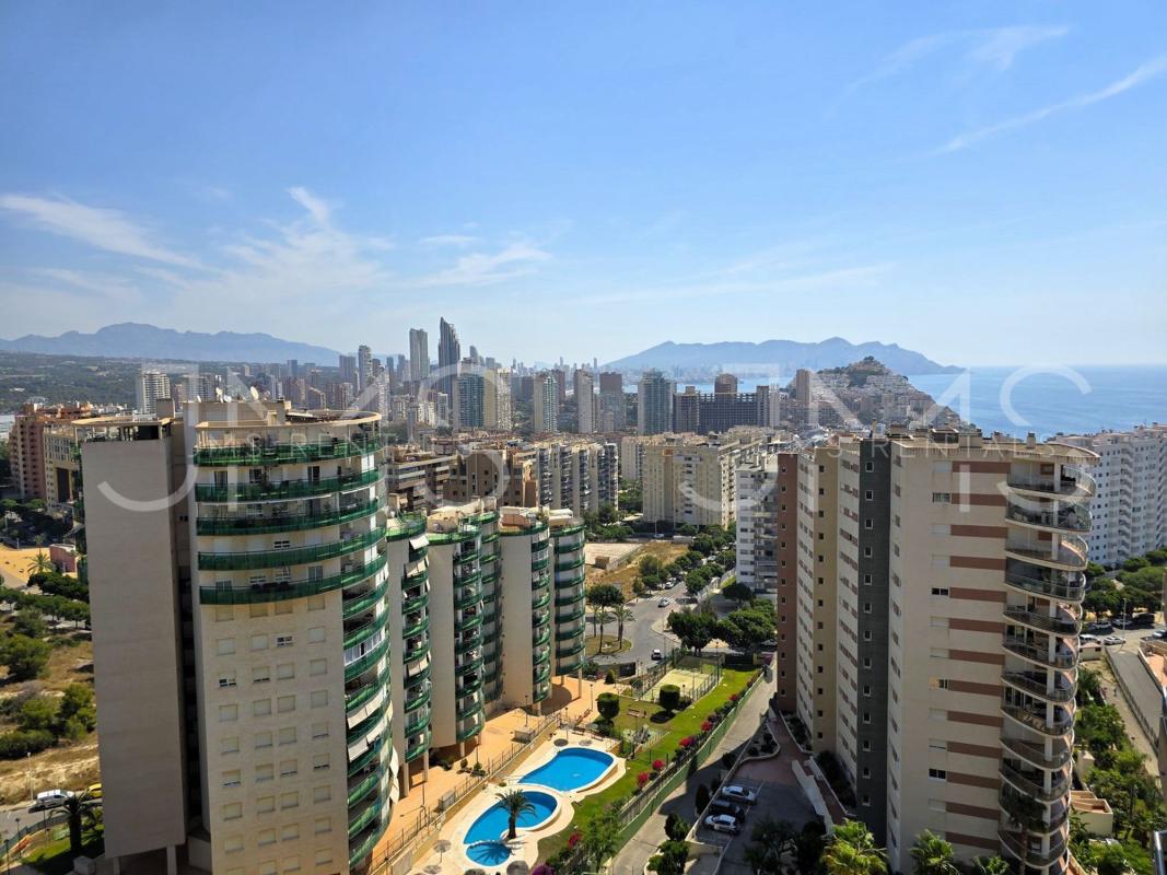 Продажа квартиры на Piso en Calle Ponent, Las Azaleas - Alkadir, La Villajoyosa / Vila Joiosa, Ла Виллахойоса / Вила Хойоса
photo 2
