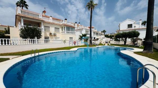 Частный шале на продаже в  Casa o chalet en Zona los Frutales, Torrevieja, Торревьеха photo 3