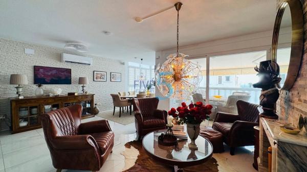 Частный шале на продаже в  Casa o chalet en Zona los Frutales, Torrevieja, Торревьеха photo 4