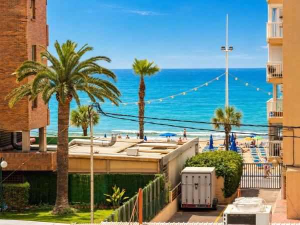 Sprzedaż mieszkania w Piso en Mediterraneo Del, 8, Playa de Levante, Benidorm, Benidorm
 photo 1