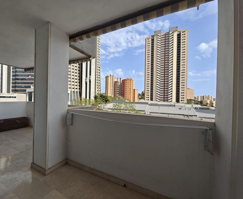 Продажа квартиры на Piso en Calle Langreo, Playa de Poniente, Benidorm, Бенидорм
photo 1