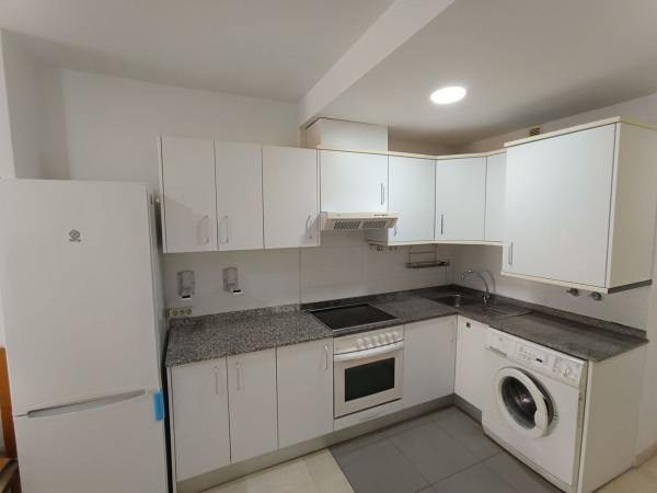 Venta de piso en Piso en Calle de Serrano, 9, Pueblo Poniente, Benidorm, Benidorm
 photo 4