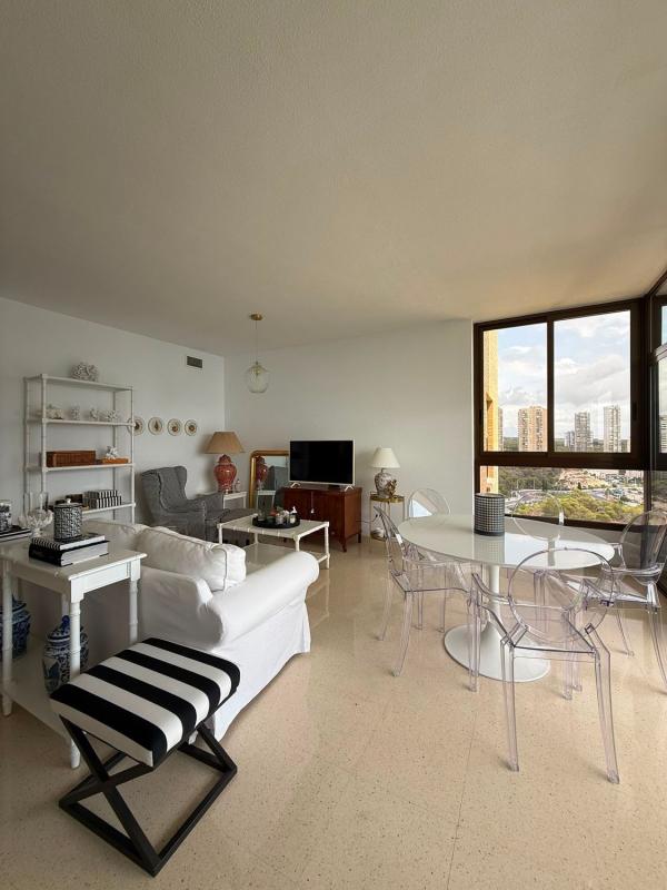 Продажа квартиры на Piso en Avenida Murtal, 4, Playa de Poniente, Benidorm, Бенидорм
photo 3