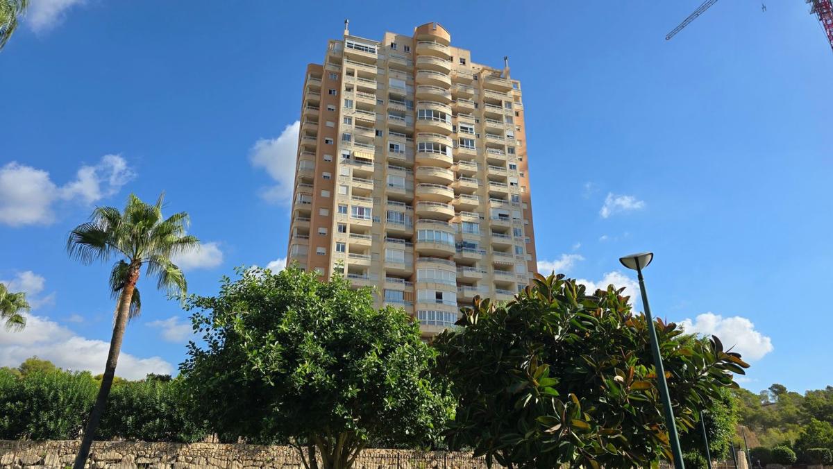Sprzedaż mieszkania w Piso en Calle Presidente Adolfo Suárez, 21, Pueblo Poniente, Benidorm, Benidorm
 photo 4