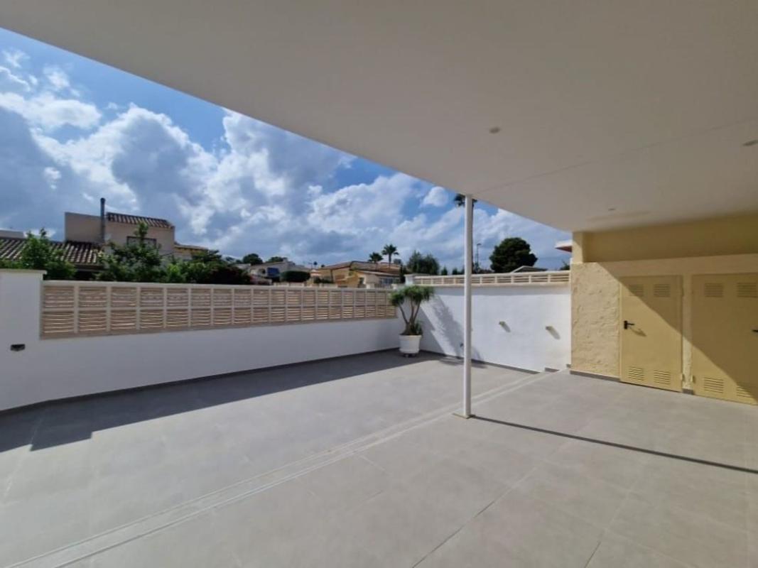 Продажа таунхауса в Chalet adosado en Calle Amsterdam, El Tossal-Bello Horizonte, La Nucia , Ла Нусия photo 5