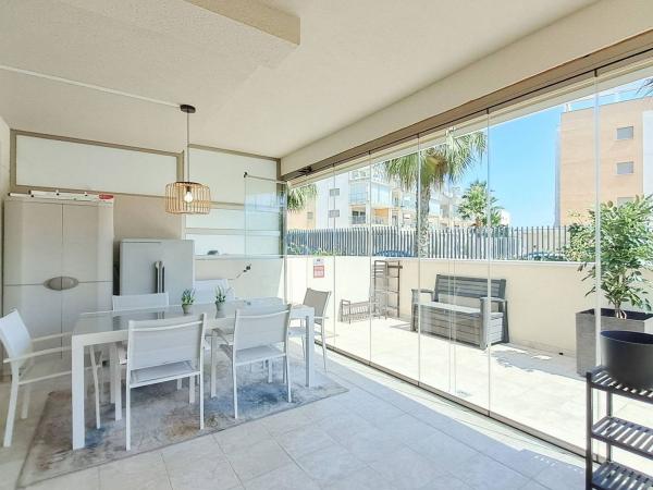 Sprzedaż mieszkania w Piso en Calle Vainilla, Villamartín, Orihuela, Orihuela
photo 1