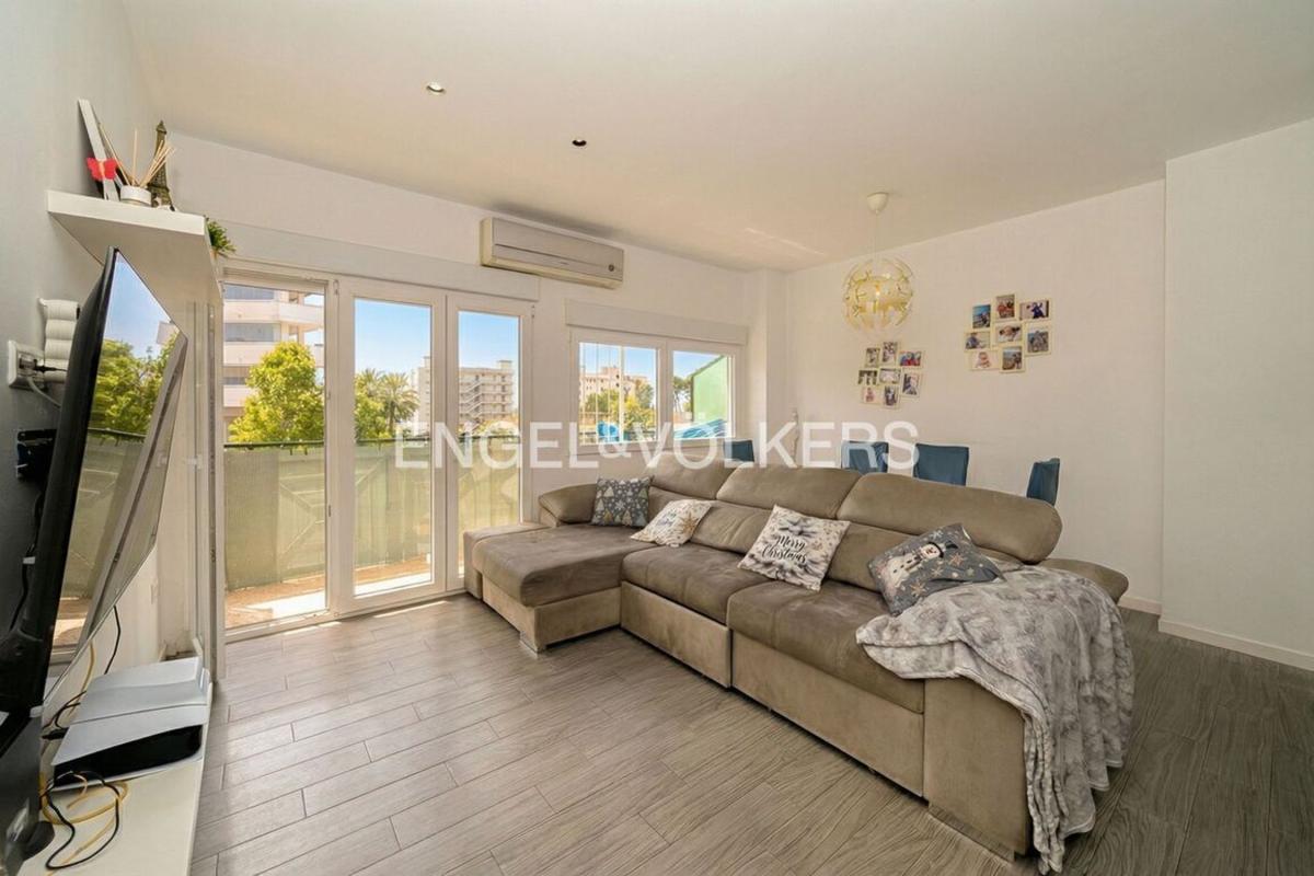 Продажа квартиры на Piso en Calle Colón, Platja Vila Joiosa, La Villajoyosa / Vila Joiosa, Ла Виллахойоса / Вила Хойоса
photo 1
