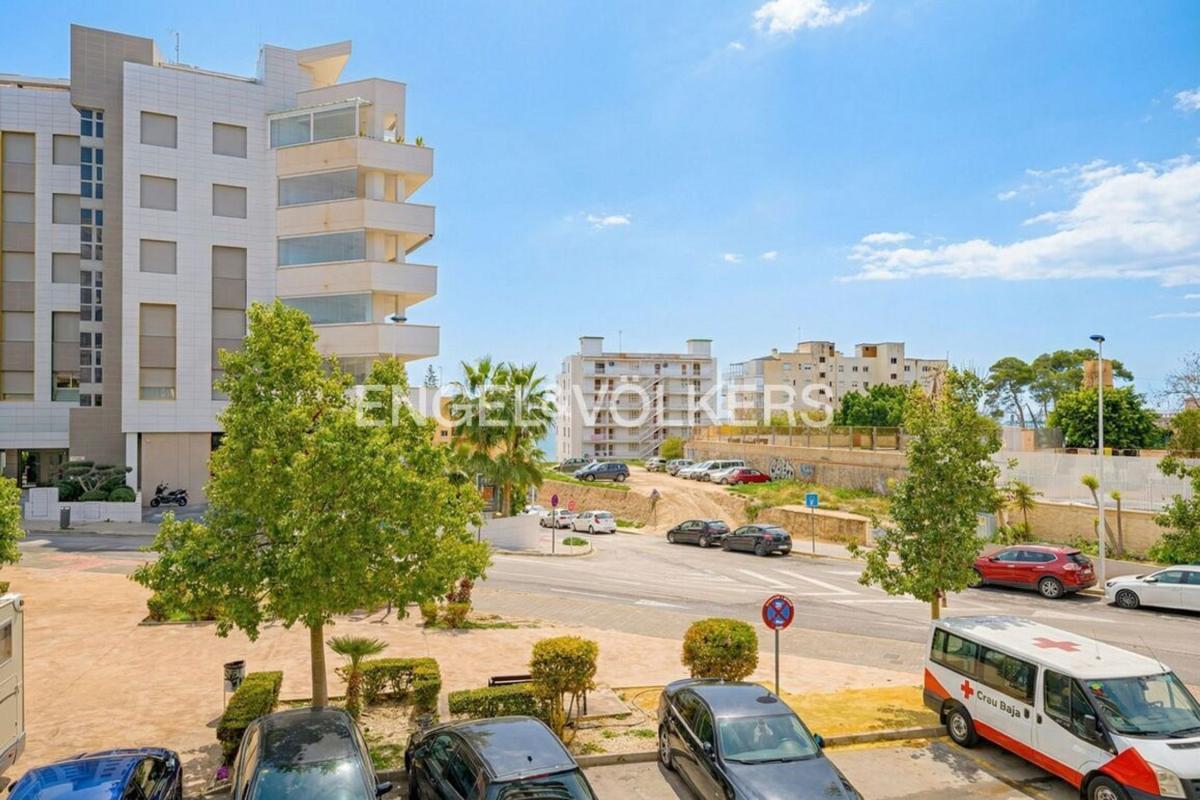 Продажа квартиры на Piso en Calle Colón, Platja Vila Joiosa, La Villajoyosa / Vila Joiosa, Ла Виллахойоса / Вила Хойоса
photo 2