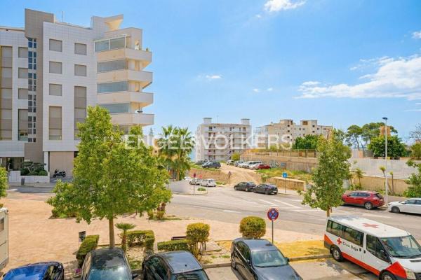 Venta de piso en Piso en Calle Colón, Platja Vila Joiosa, La Villajoyosa / Vila Joiosa, La Villajoyosa / Vila Joiosa
thumbnail 2