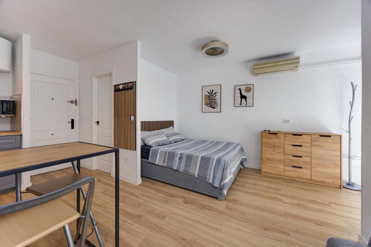 Sale of studio in Estudio en Arquitecto Larramendi, Avenida Habaneras - Curva de Palangre, Torrevieja, Torrevieja photo 2