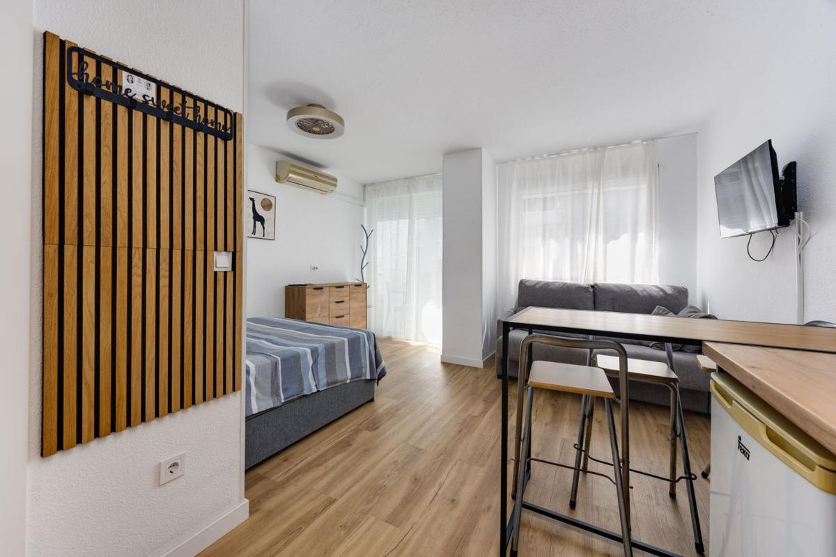 Sale of studio in Estudio en Arquitecto Larramendi, Avenida Habaneras - Curva de Palangre, Torrevieja, Torrevieja photo 4