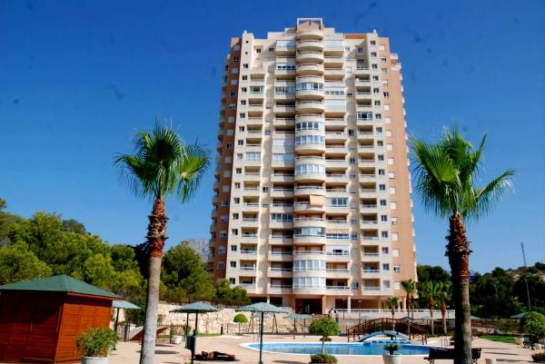 Sprzedaż mieszkania w Piso en Presidente Adolfo Suarez, 18, Pueblo Poniente, Benidorm, Benidorm
 photo 4