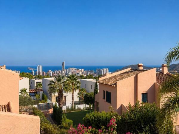Chalet adosado en Calle Berna, Golf Bahía, Finestrat thumbnail 1