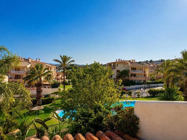Chalet adosado en Calle Berna, Golf Bahía, Finestrat thumbnail 2