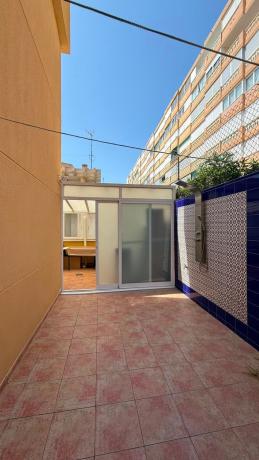 Chalet pareado en Avenida de los Holandeses, 9, Los Europeos, Torrevieja photo 2