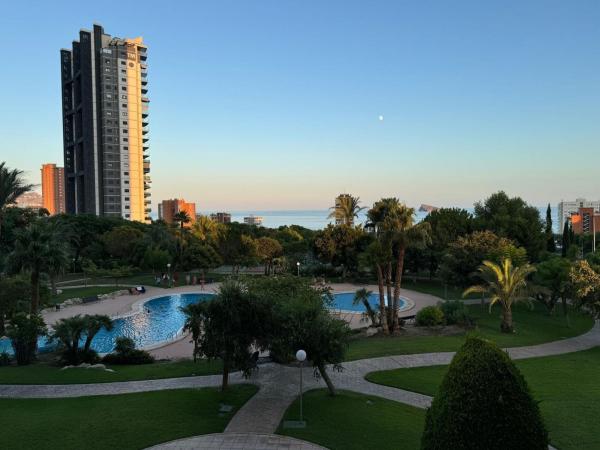 Venta de piso en Piso en Avenida Murtal, 4, Playa de Poniente, Benidorm, Benidorm
 photo 1