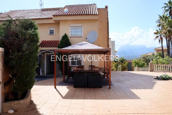 Chalet adosado en Calle Rumanía, Zona Sierra Helada, Benidorm photo 4