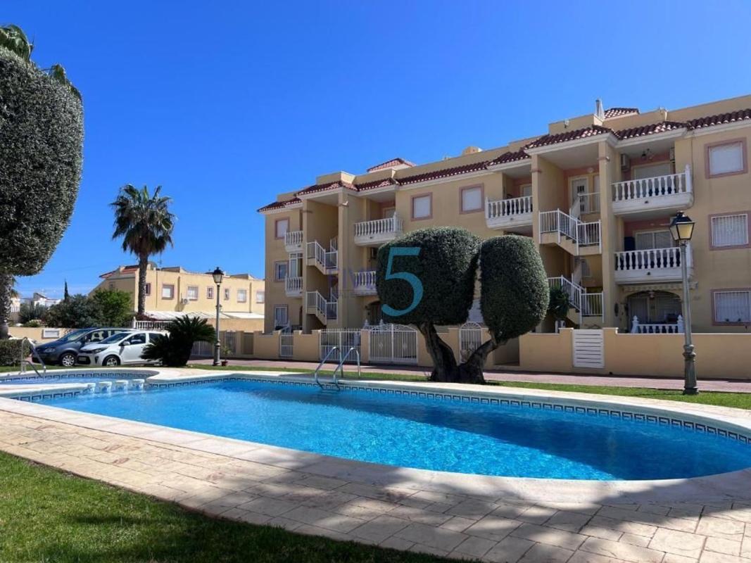 Sprzedaż mieszkania w Piso en La Chismosa, Orihuela, Orihuela
photo 1